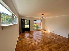 114 Drake Ave Sw, Huntsville, Al 35801 in Huntsville, AL (Photo 2 of 5)