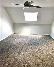 A Charming and Conducive Place to Call a Home in Stamford, CT (Photo 6 of 9)