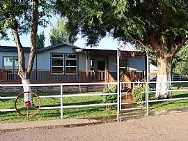 Contact The Landlord For Details (432)9340557 in Snowflake, AZ