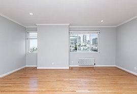 Charming 2 Bedroom Apartment in San Francisco, CA (Photo 3 of 6)