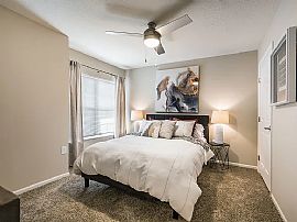 Beautiful 2 Bedroom  in Battle Creek, MI (Photo 8 of 10)