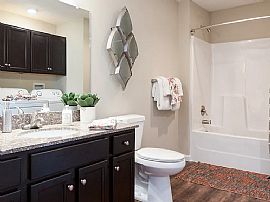 Beautiful 2 Bedroom  in Wolverine Lake, MI (Photo 5 of 11)