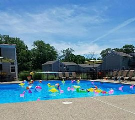  Beautiful 2 Bedroom  in Cincinnati, OH (Photo 11 of 12)