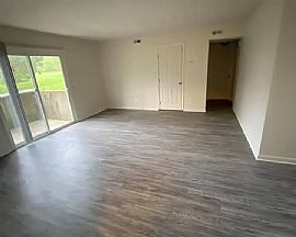  Beautiful 2 Bedroom  in Cincinnati, OH (Photo 12 of 12)