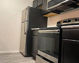  Beautiful 2 Bedroom  in Cincinnati, OH (Photo 2 of 12)