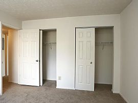  Beautiful 2 Bedroom  in Cincinnati, OH (Photo 8 of 12)