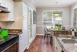 Beautiful 3 Bedroom  in Savannah, GA (Photo 5 of 11)