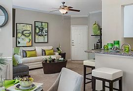 Beautiful 3 Bedroom  in Savannah, GA (Photo 6 of 11)