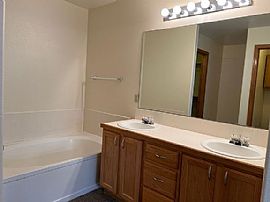 4939 Chariot Dr, Colorado Springs, Co 80923 . For Rent in Colorado Springs, CO (Photo 10 of 12)