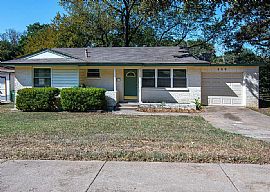 Charming 3 Bedroom Home in Hurst, TX (Photo 8 of 10)