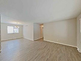 10641 W 102nd Pl, Broomfield, Co 80021 . Lovely House in Broomfield, CO (Photo 4 of 12)