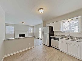 10641 W 102nd Pl, Broomfield, Co 80021 . Lovely House in Broomfield, CO (Photo 7 of 12)