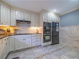 2a Belair Dr, Danbury, Ct 06811 . Awesome House in Danbury, CT (Photo 3 of 8)