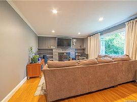 2a Belair Dr, Danbury, Ct 06811 . Awesome House in Danbury, CT (Photo 8 of 8)