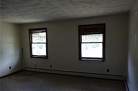 145 Route 12, Preston, Ct 06365 . House For Rent  in Preston, CT (Photo 8 of 10)