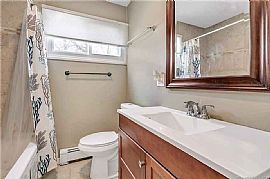 201 Macon Dr, Bridgeport, Ct 06606 . Charming House For Rent in Bridgeport, CT (Photo 6 of 7)