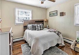 201 Macon Dr, Bridgeport, Ct 06606 . Charming House For Rent in Bridgeport, CT (Photo 7 of 7)