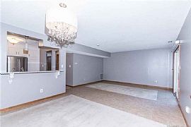 705 Lake Ave Unit 42, Bristol, Ct 06010 . Lovely House in Bristol, CT (Photo 5 of 11)