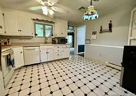 46 Kennedy Dr, Meriden, Ct 06450 . Available House in Meriden, CT (Photo 3 of 12)