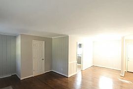 733 Barclay Ln, Birmingham, Al 35206 in Birmingham, AL (Photo 3 of 12)