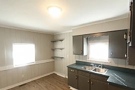 733 Barclay Ln, Birmingham, Al 35206 in Birmingham, AL (Photo 4 of 12)