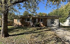 4710 Westwood Dr Nw, Huntsville, Al 35810 in Huntsville, AL