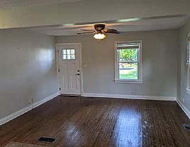 2507 Veenia Ave, Louisville in Louisville, KY (Photo 3 of 5)