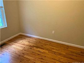 54 Tridell Dr Unit 33, Southington, Ct 06479 . Lovely House in Southington, CT (Photo 10 of 11)