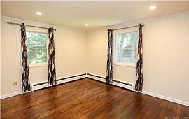 35 Own Home Ave, Wilton, Ct 06897 . Lovely House in Wilton, CT (Photo 9 of 11)