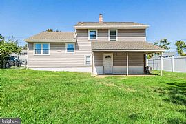 1300 Idlewood Rd, Wilmington, De 19805     Awesome Home For Rent in Wilmington, DE (Photo 2 of 12)