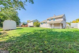 1300 Idlewood Rd, Wilmington, De 19805     Awesome Home For Rent in Wilmington, DE (Photo 3 of 12)