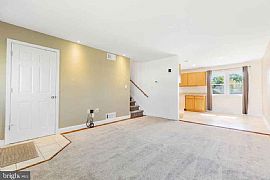 1300 Idlewood Rd, Wilmington, De 19805     Awesome Home For Rent in Wilmington, DE (Photo 4 of 12)