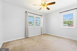 1300 Idlewood Rd, Wilmington, De 19805     Awesome Home For Rent in Wilmington, DE (Photo 9 of 12)