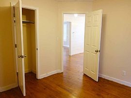 4253 Burtonway Dr, Montgomery, Al 36116 in Montgomery, AL (Photo 3 of 6)