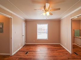 765 Dan Tibbs Rd, Huntsville, Al 35806 in Huntsville, AL (Photo 6 of 9)