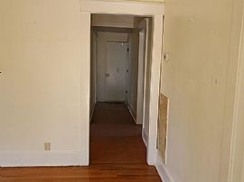 409 Howell St, Florence, Al 35630 in Florence, AL (Photo 3 of 8)