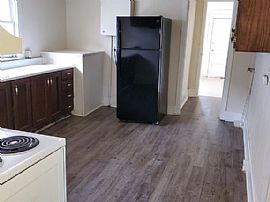 409 Howell St, Florence, Al 35630 in Florence, AL (Photo 5 of 8)