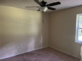 802 Nancy St, Tuskegee, Al 36083 in Tuskegee, AL (Photo 4 of 7)