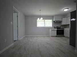 211 Nw 53rd Ct, Ocala, Fl 34482 in Ocala, FL (Photo 2 of 8)