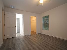 3 Bedroom Home. 536 Marion Oaks Ln, Ocala, Fl 34473 in Ocala, FL (Photo 3 of 12)