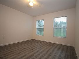 3 Bedroom Home. 536 Marion Oaks Ln, Ocala, Fl 34473 in Ocala, FL (Photo 4 of 12)