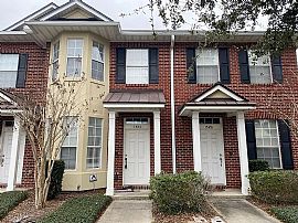 1524 Fieldview Dr, Jacksonville, Fl 32225 in Jacksonville, FL