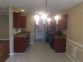 603 Crosscreek Cv, Pelham, Al 35124 in Pelham, AL (Photo 5 of 11)