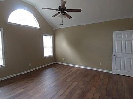 603 Crosscreek Cv, Pelham, Al 35124 in Pelham, AL (Photo 6 of 11)