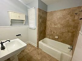 2141 Meadowlane Dr, Montgomery, Al 36106 in Montgomery, AL (Photo 6 of 8)