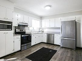 221 Poplar Dr, Rainsville, Al 35986 in Rainsville, AL (Photo 4 of 7)