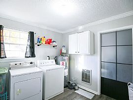 221 Poplar Dr, Rainsville, Al 35986 in Rainsville, AL (Photo 5 of 7)