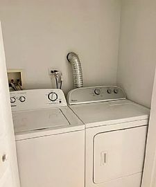 2429 N Francisco Ave, Rent Is $750 and Deposit Is $750 in Chicago, IL (Photo 2 of 5)