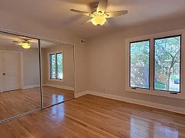 1629 N Vine St, Rent Is $1000 and Deposit Is $1000 in Chicago, IL (Photo 4 of 11)