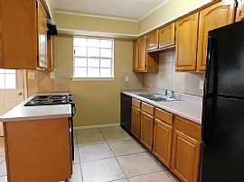 207 Connie St, Alabaster, Al 35007 in Alabaster, AL (Photo 5 of 12)